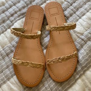 Dolce Vita size 9 never worn straw sandal